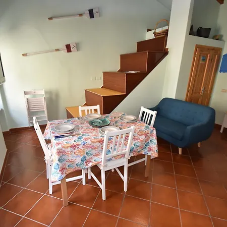 Il Vicolo - Caratteristico E Centralissimo Trilocale Vicino Al Mare مارينا دي كامبو