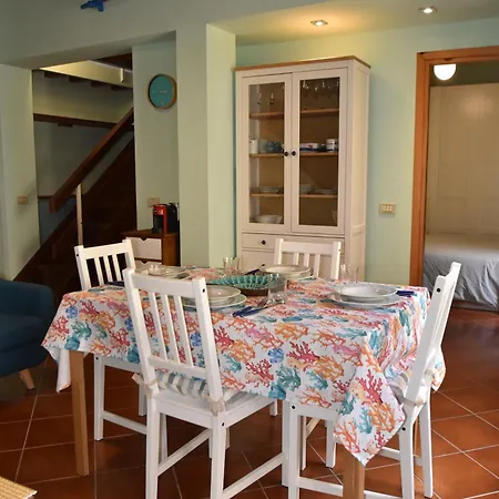 Il Vicolo - Caratteristico E Centralissimo Trilocale Vicino Al Mare *