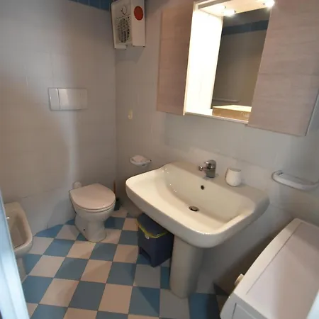 Il Vicolo - Caratteristico E Centralissimo Trilocale Vicino Al Mare